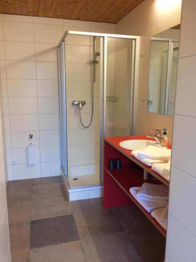 Waeldermetzge Huettenzimmer Und Wohnungen Warth  Exterior photo